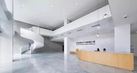 成都海倫天麓銷(xiāo)售中心，東方優(yōu)雅與現(xiàn)代融合的空間縮影！